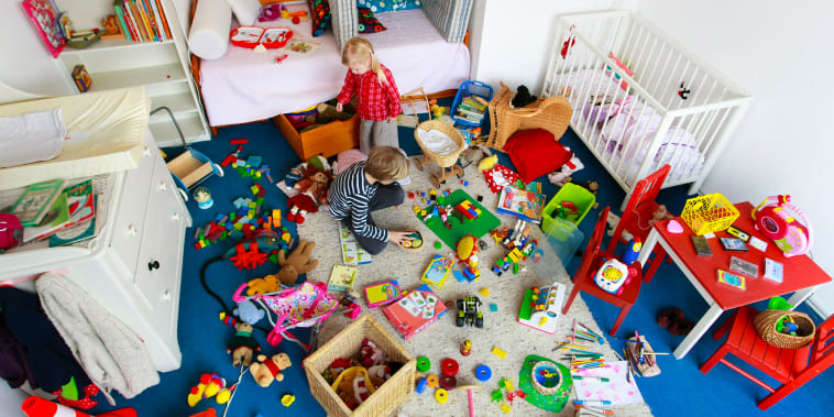 An expert shares how many toys your child should have. It might surprise you