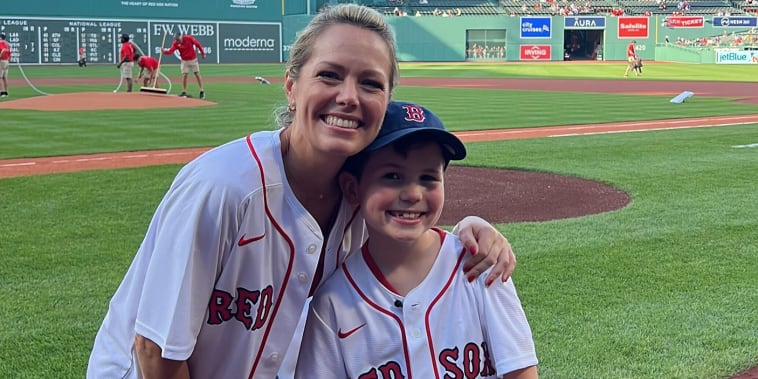 See Dylan Dreyer's son Calvin, 8, throw 1st pitch at Boston Red Sox game