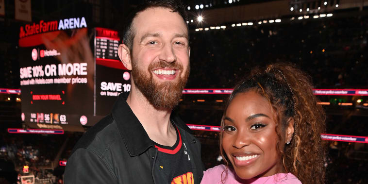 'Love Is Blind' Stars Lauren and Cameron Are Expecting Their First Child After Fertility Struggles