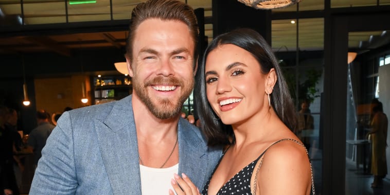 Derek Hough and Wife Hayley Erbert Announce Pregnancy