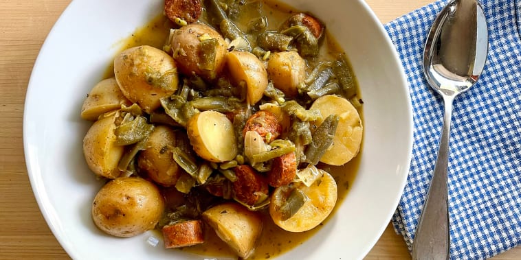 The Viral 'Swamp Potatoes' Aren't Pretty, but They're Flooded With Flavor