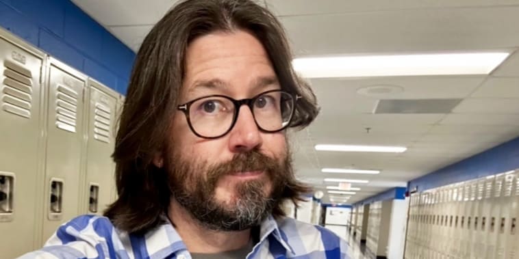 Teacher Reveals the 1 Classroom Item That Drives Him Crazy — And Every Kid Has One