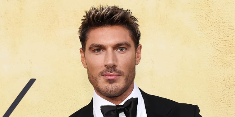 Celeb Hairstylist Chris Appleton Reflects on Coming Out to His Kids: 'I Was Feeling Shame for Them'