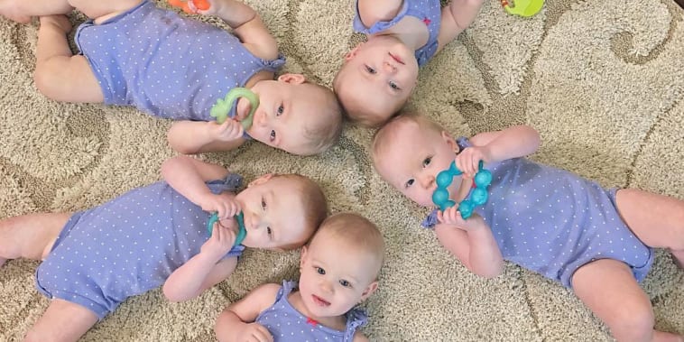 The Busby Quintuplets Started 5th Grade: See Their First Day Pics