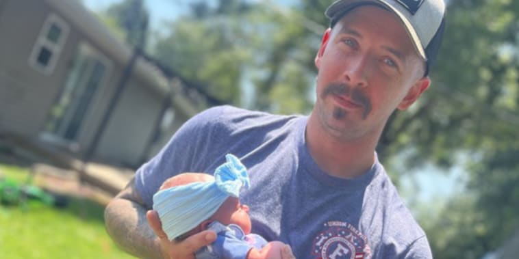 She Went Into Labor On the Lawn. The Firefighter Next Door Helped Deliver the Baby