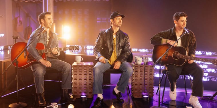 Jonas Brothers Share Their Favorite Song to Sing as Dads