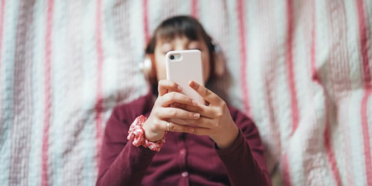 Kids Are Watching Deadly Violence on Social Media. What Parents Can Do