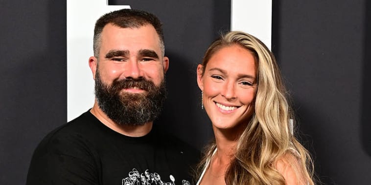 Jason and Kylie Kelce welcome their 4th baby girl!