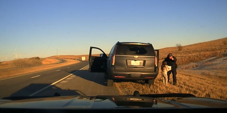 Kansas police share ‘incredible story’ of missing 6-year-old girl’s roadside rescue