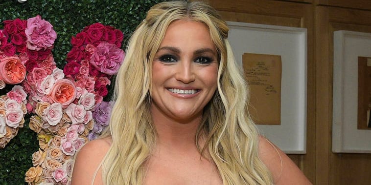 Jamie Lynn Spears shares photos of her 16-year-old daughter on prom night