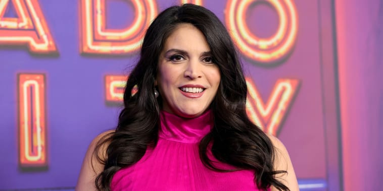 Former 'SNL' star Cecily Strong announces birth of 1st child with pic of them sleeping