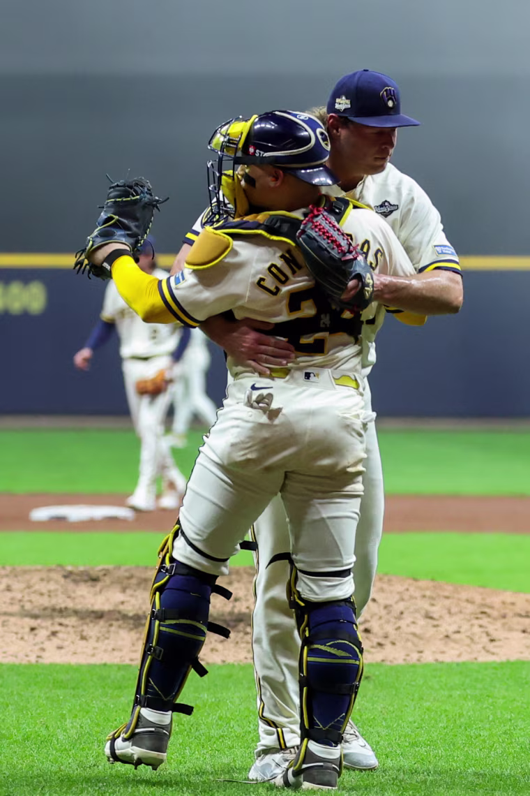 World Series - Tampa Bay Rays v Milwaukee Brewers - Game 1