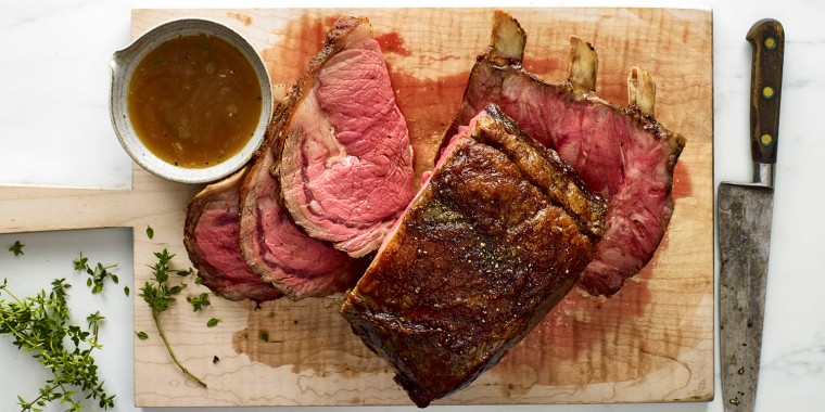 Slow-Roasted Prime Rib with Beef Jus