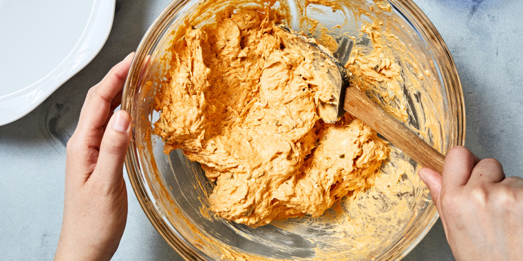 Voraciously essentials buffalo chicken dip