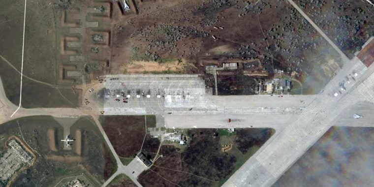 Image: Saki airbase