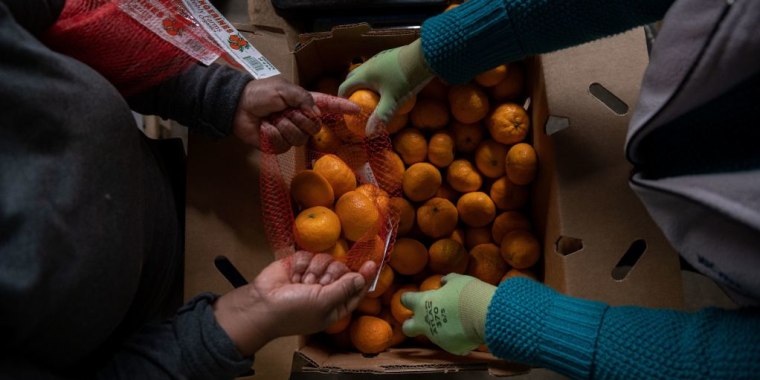 Venta de mandarinas en California. Foto de archivo del 25 de marzo de 2020.