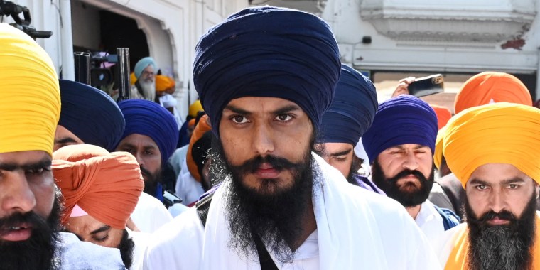 Indian police are searching for a separatist leader who has revived calls for an independent Sikh homeland, cutting off internet and putting parts of the state of Punjab in lockdown.