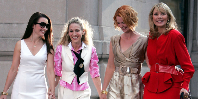 Kristin Davis, Sarah Jessica Parker, Cynthia Nixon and Kim Cattrall filming the "Sex In The City: The Movie" in New York City on Sept. 21, 2007. 
