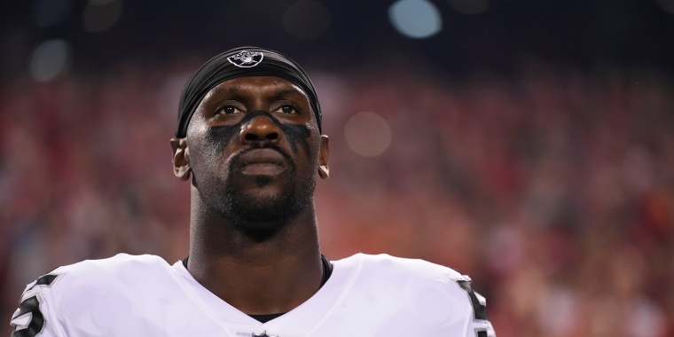 Las Vegas Raiders v Kansas City Chiefs