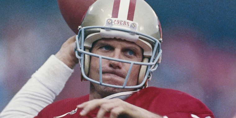 La prenda usada por el mítico quarterback en dos Super Bowls superó el anterior registro que pertenecía a Tom Brady.