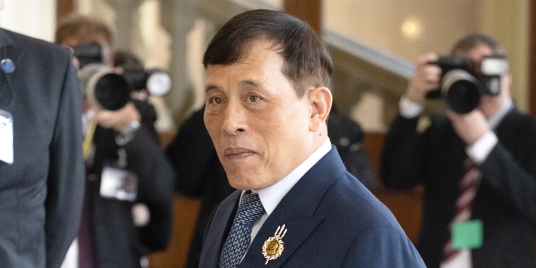 thai thailand King Maha Vajiralongkorn