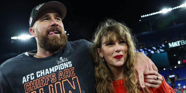 Travis Kelce and Taylor Swift at the AFC Championship Game in Baltimore