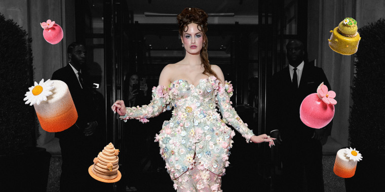 Haley Kalil departs The Mark Hotel for the Met Gala; miniature cakes float