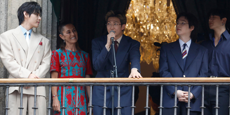 La banda BTS vuelve a México con un acto con Sheinbaum