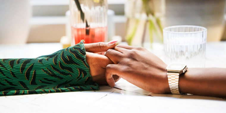 Los jóvenes gastan entre 200 y 250 dólares en una cita romántica