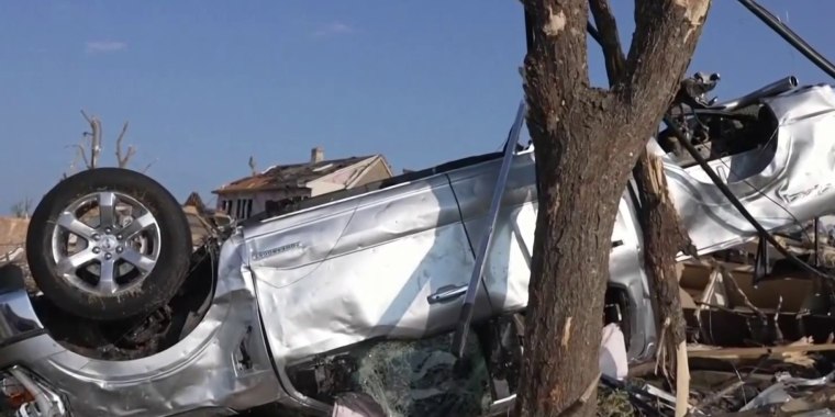 Captan un tornado en Tennessee en medio de una fuerte tormenta