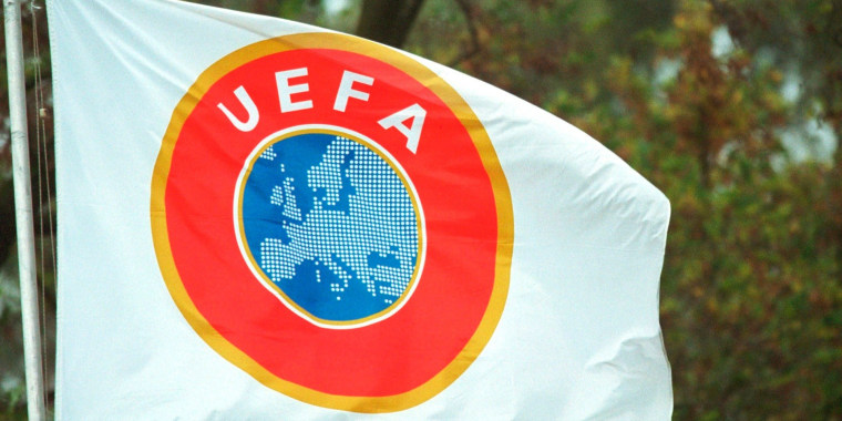 UEFA evalúa una medida que sacudiría a la FIFA, tras llamados a boicot