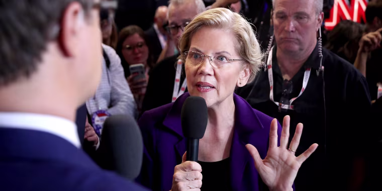 Image: Democratic Presidential Candidates Participate In Fourth Debate In Ohio