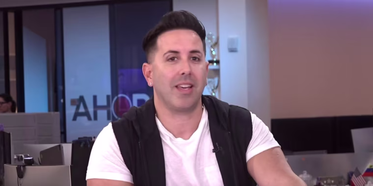 Howie Ramos explica qué lo inspiró a hacer su versión de ‘Take On Me’