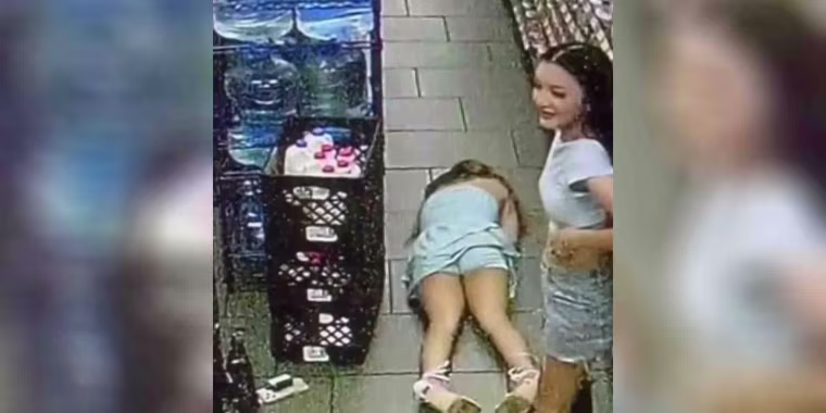 Una joven denuncia que ella y sus amigas fueron agredidas en una tienda en California