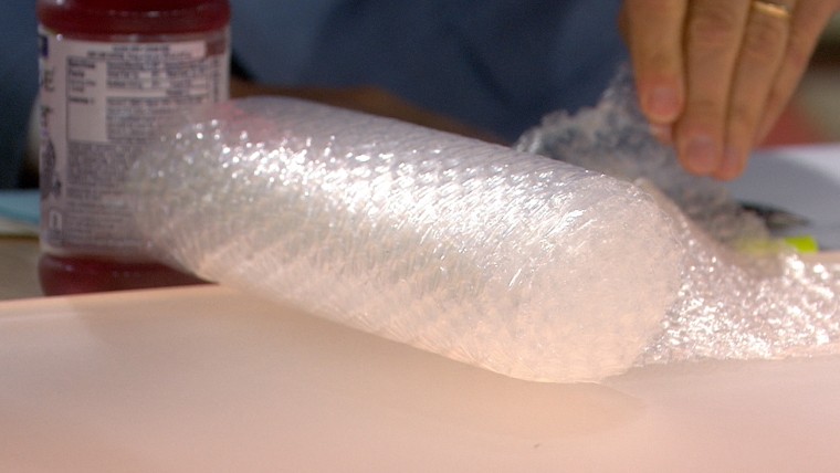 Bubble wrap redesigned to create pop-less packaging material