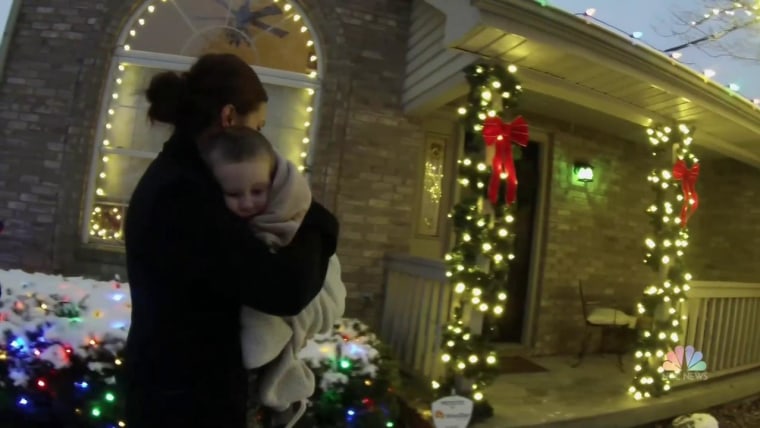 See How the Lights of Christmas Are Coming to Military Families