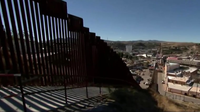 Di perbatasan AS-Meksiko, reaksi beragam terhadap keefektifan tembok perbatasan