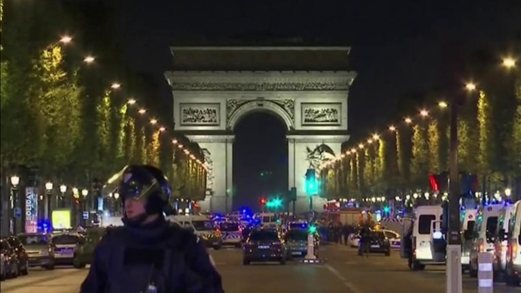 Paris Attack: 1 Officer Killed, 2 Injured on Champs-Elysees