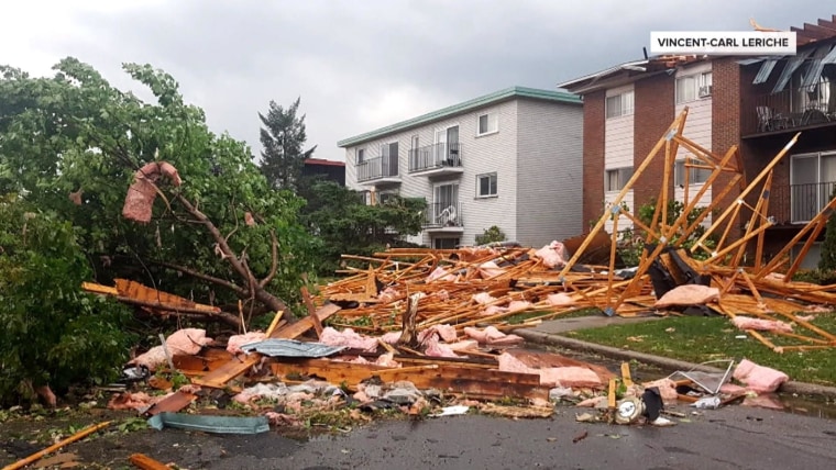 Tornado touching down in Canada captured on video