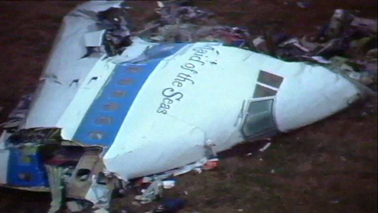 Pencarian jawaban berlanjut 30 tahun setelah pengeboman Pan Am Penerbangan 103 di atas Lockerbie, Skotlandia