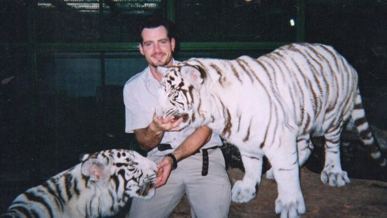 Siegfried & Roy animal trainer alleges cover-up in 2003 tiger attack