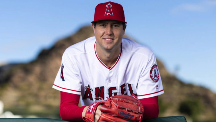 Fans mourn tragic death of MLB pitcher Tyler Skaggs