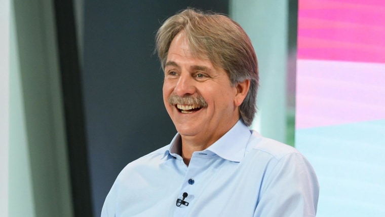 Jeff Foxworthy describes the reaction to shaving his mustache