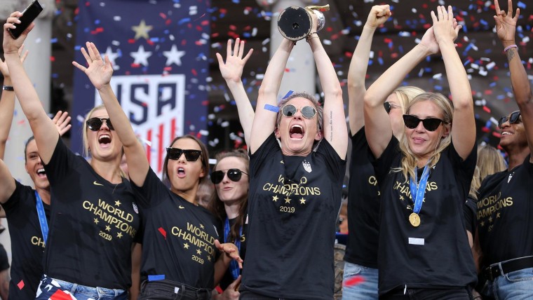 Us Womens Soccer Coach Jill Ellis Steps Down After Back To Back World Cup Wins 