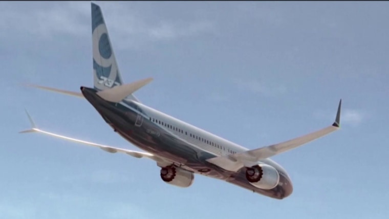 Rekam perjalanan liburan, CEO Boeing diganti, DraftKings go public