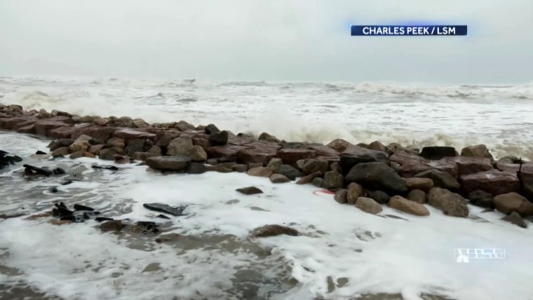 Tropical Storm Beta takes aim at Gulf Coast