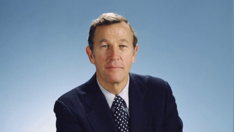 Roger Mudd longtime network TV newsman dies at 93