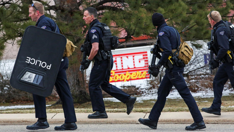 Heavy police presence at Colorado grocery store after active shooter report