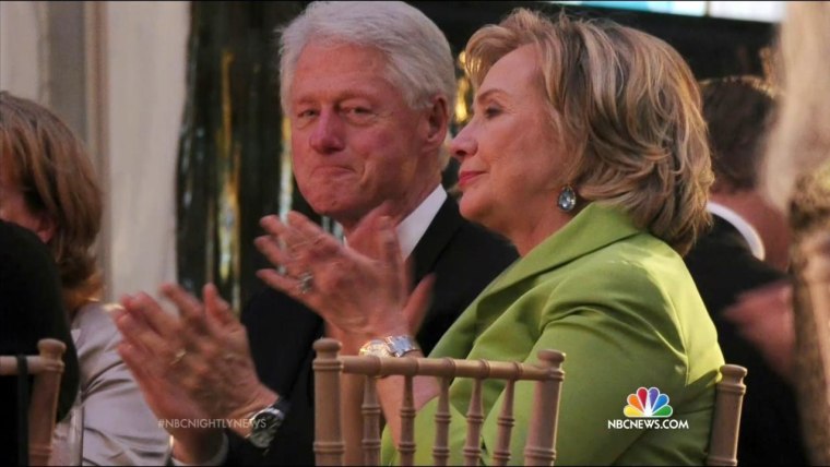 Clinton’s Tax Returns Show $140 Million Earned in Eight Years