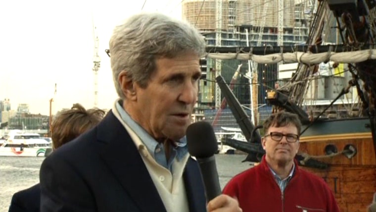 Kerry Urges Maliki Not to Interfere in Elections